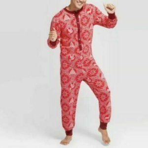 Hearth & Hand Magnolia Holiday Red White Snowflake Pajamas Small One Piece